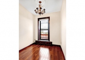 2 Windsor Place,Brooklyn,Kings,New York,United States 11215,3 Bedrooms Bedrooms,1 BathroomBathrooms,Apartment,Windsor Place,1087