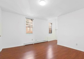 38-57 9th Street, Long Island City, queens, New York, United States 11101, ,House,For sale,9th Street,1121