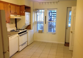 2 Bedrooms, Apartment, For Rent, 11th ave, 1 Bathrooms, Listing ID 1038, brooklyn, kings, New York, United States, 11218,