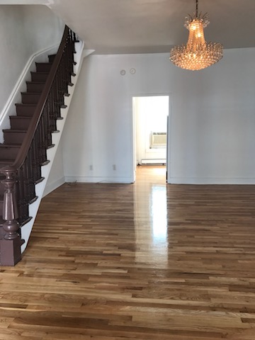 New York,United States,Apartment,1073